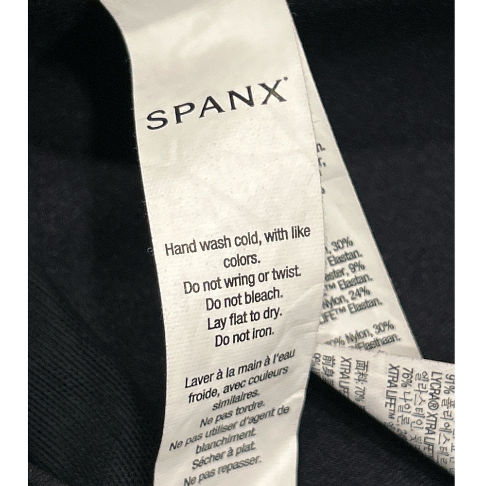 🔥SPANX! “FLIRTY” SKIRTED SWIM BOTTOM! TUMMY CONTROL! GEOMETRIC DESIGN! SLIMMING! - Picture 8 of 16